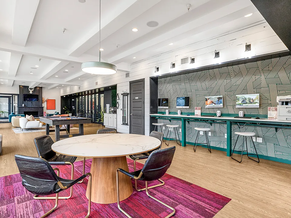 Hannah Townhomes & Lofts