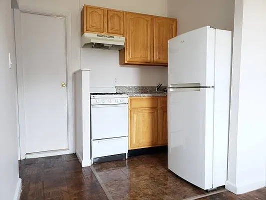 Rented by Avenue Sotheby's International Realty | media 2