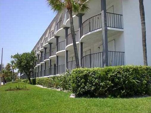 Triple Balcony creates add'l liv sp