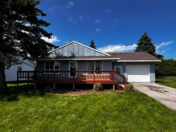 116 Byron St, Cheboygan, MI 49721