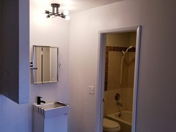 5th image of 4600 University Center Dr APT 80