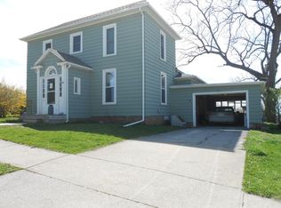 107 NW 4th St, Leon, IA 50144