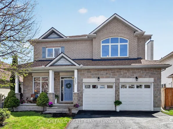 223 Flodden Way, Ottawa, ON K2G 7E1