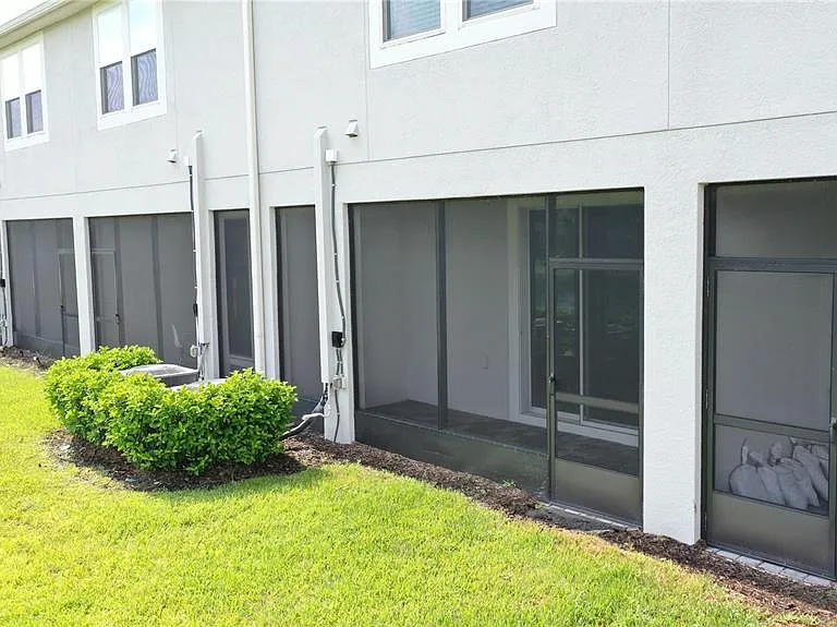 26130 Fantasy Sky Ln — Photo 36