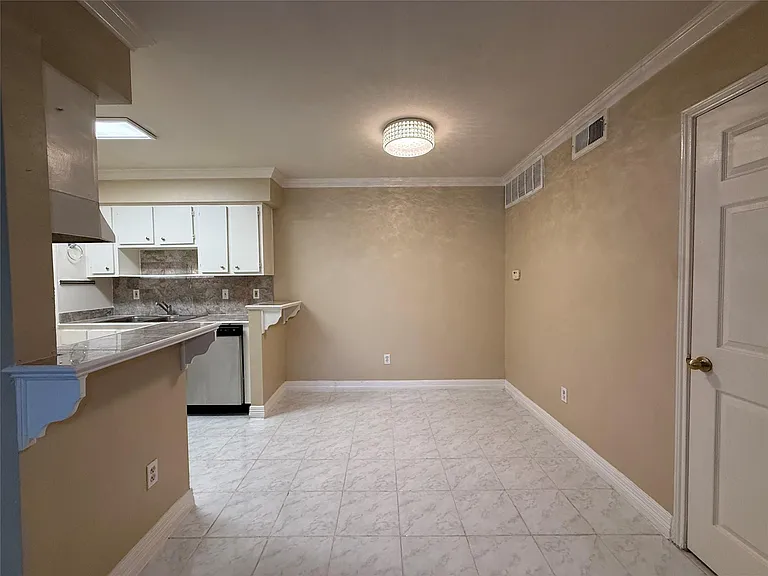 2250 Bering Dr #39 — Photo 10