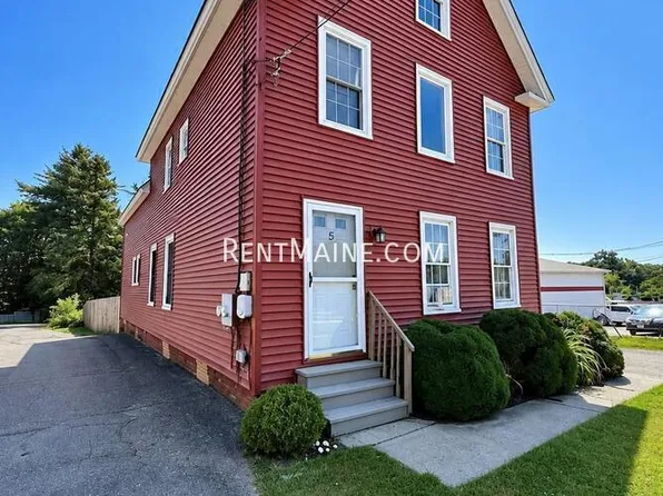 5 Halifax St APT 2, Waterville, ME 04901