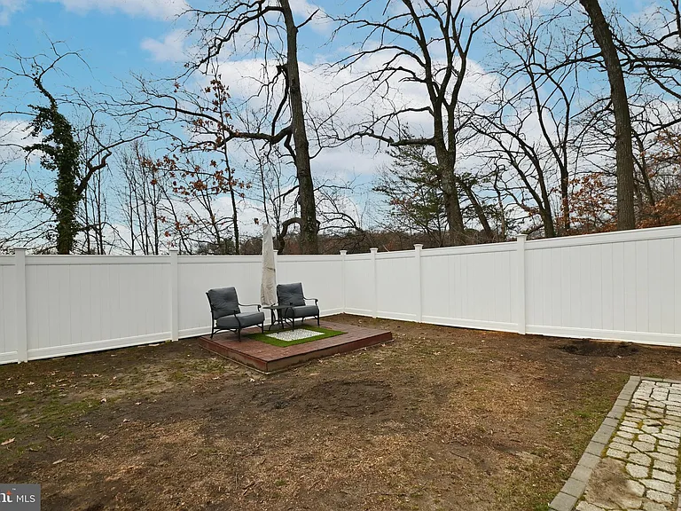 6431 Forest Rd — Photo 39