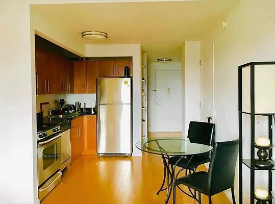 Rented by Level Group | media 3