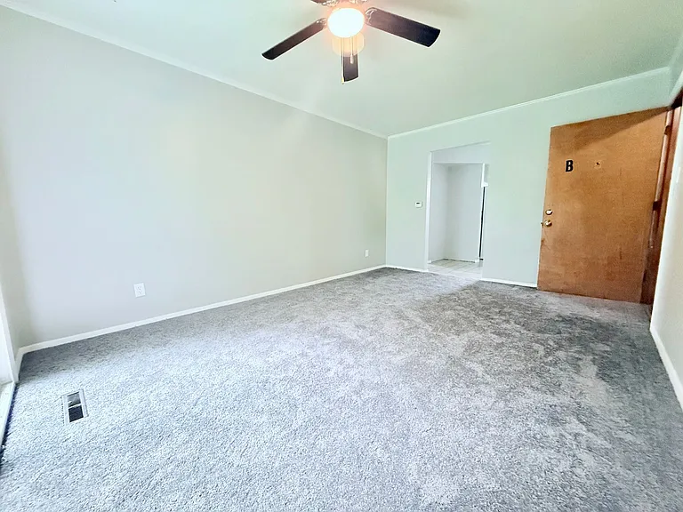 238 Palmer Dr — Photo 18