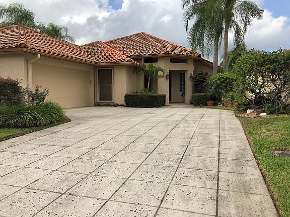 5th image of 2843 SW Mariposa Cir