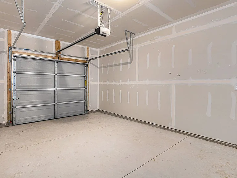 1302 Timber Hollow Ct — Photo 18