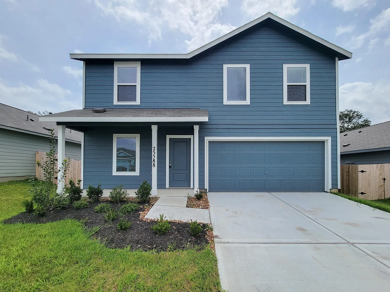 4 bed, 1891 sqft, $1,795 — Photo 2