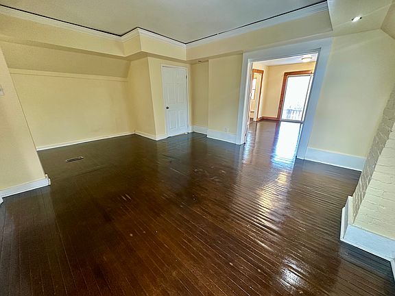 2nd image of 241 Northampton St