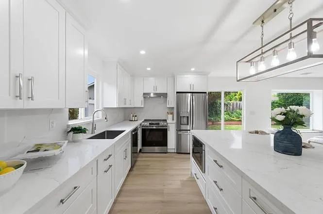 399 Castro Ct — Photo 8
