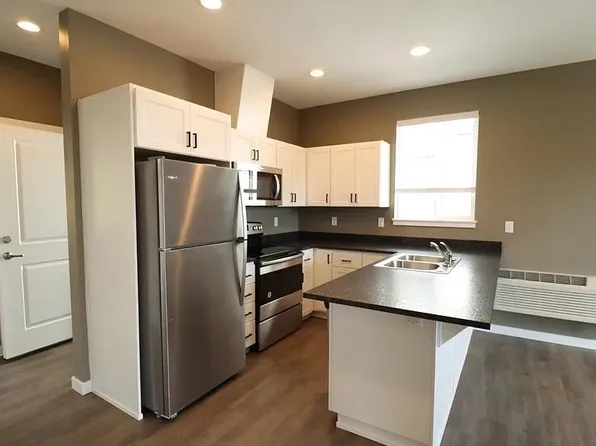 6879 Sun Ct SE #B, Salem, OR 97306