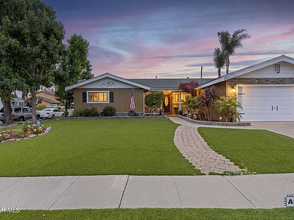 2nd image of 321 Pajaro Ave