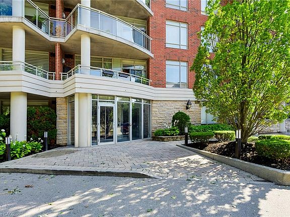 3rd image of 125 Wilson St W #301