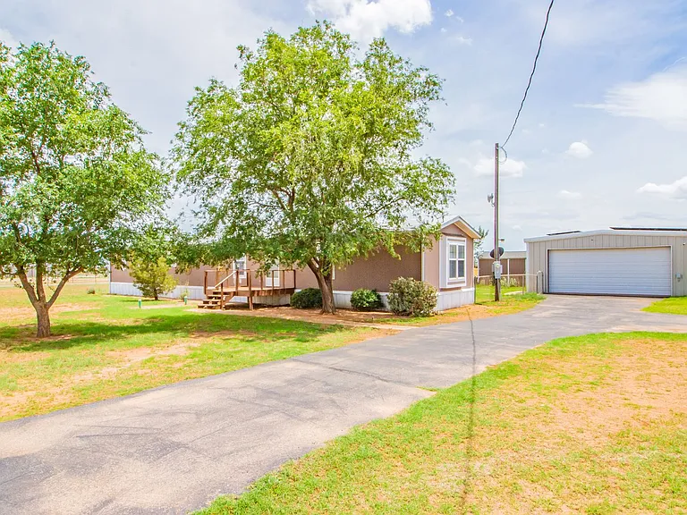 2311 FM 1294 — Photo 23