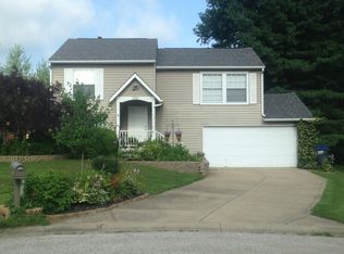 3924 S Woodmere Pl #1, Bloomington, IN 47403