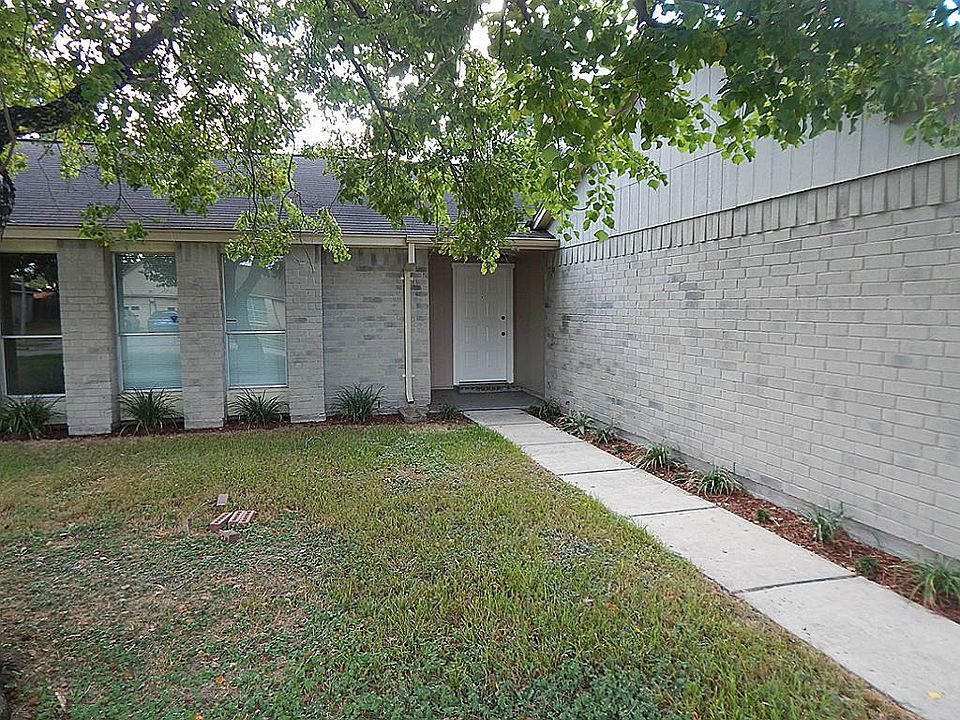 1st image of 3339 Edgecreek Dr