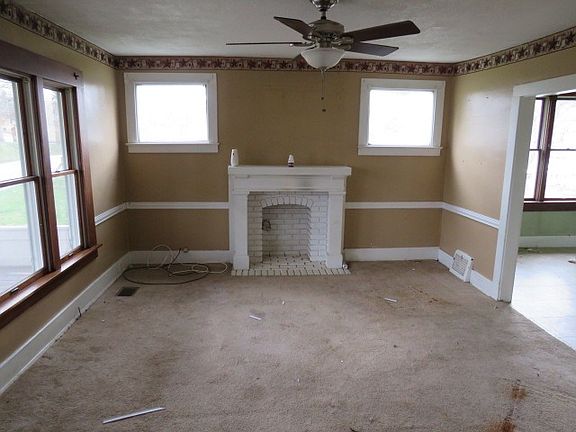 Additional Living Room