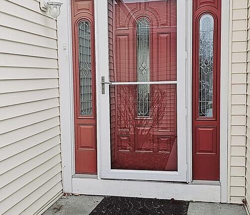 4th image of 3025 Parkwild Dr