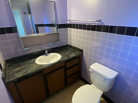 5th image of 3811 Arkansas Dr #A