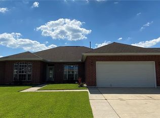 1025 Madeline Ln, Slidell, LA 70460