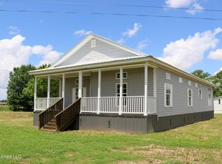 6075 Nash Rd, Batesville, MS 38606