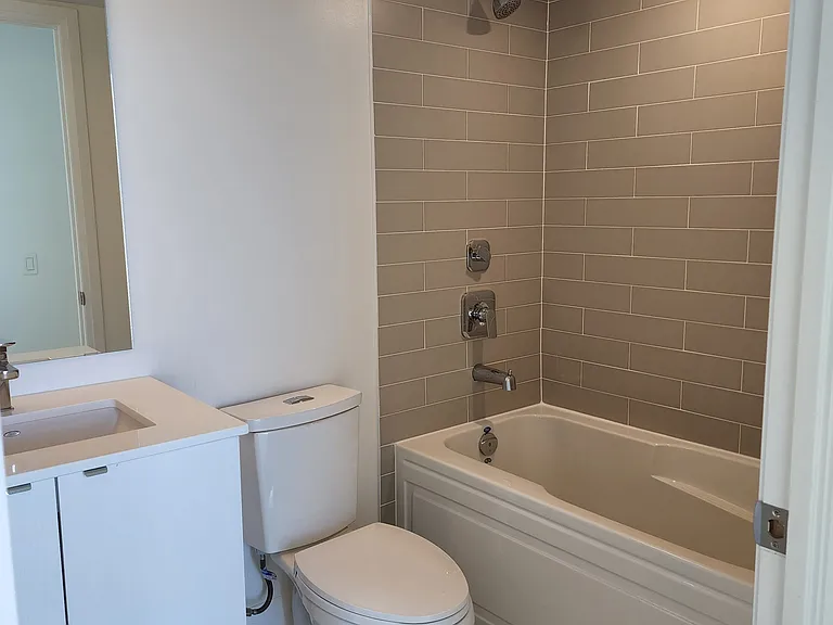 1461 Lawrence Ave W #1501 — Photo 13
