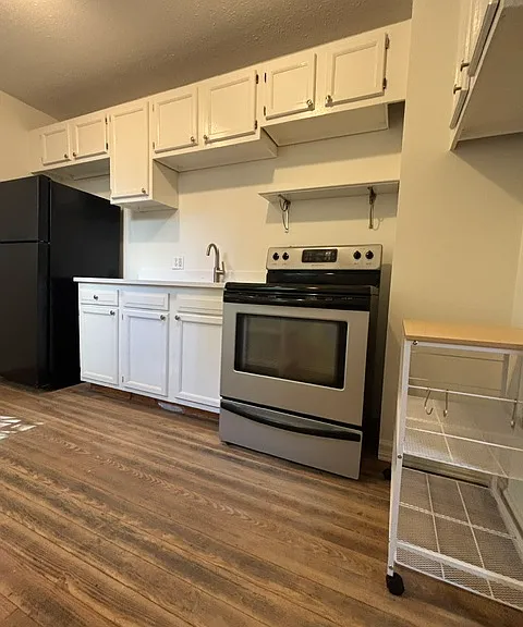 1030 Logan St #B — Photo 11