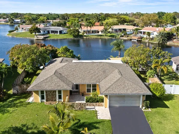 9121 NW 13th Street, Plantation, FL 33322