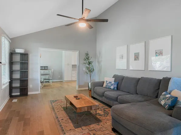 3017 Blackwood Dr, Nashville, TN 37214