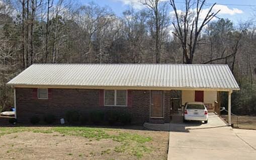 1st image of 335 Clark Rd