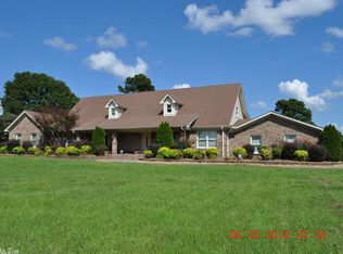 203 Pinehill Rd, Lonoke, AR 72086