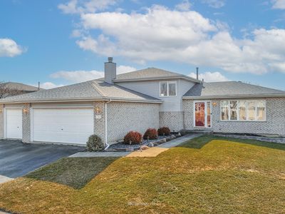1301 E Collingwood Dr, Lockport, IL, 60441