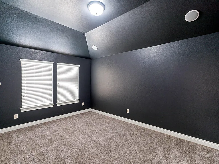 27703 Lodgemist Ct — Photo 35
