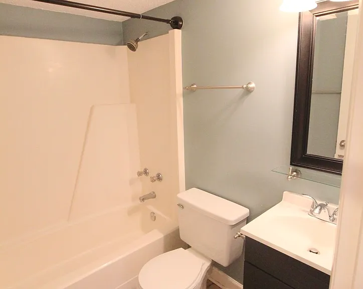 1390H Hunters Rd — Photo 8