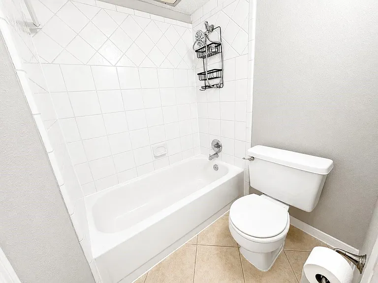 2120 El Paseo St #2305 — Photo 19