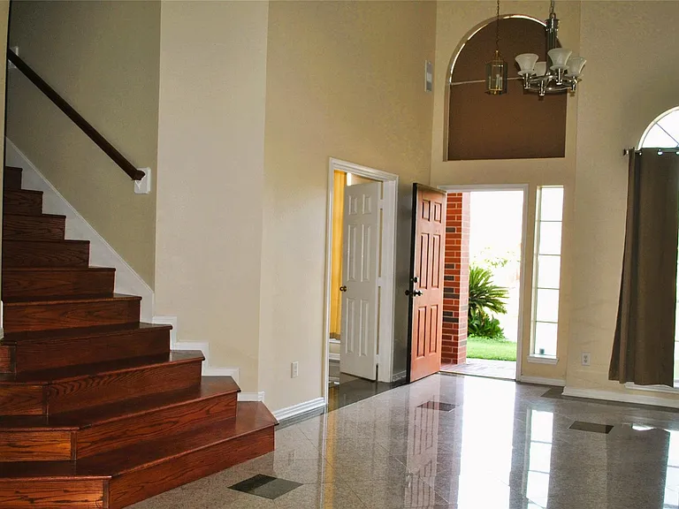 3140 Markscott Dr — Photo 3