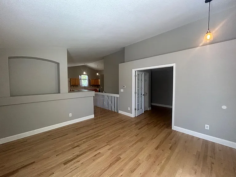 11248 W Progress Ave — Photo 4
