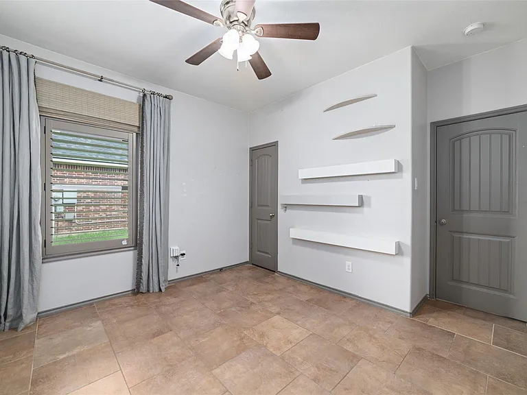 5115 Whitebridge Ln — Photo 12