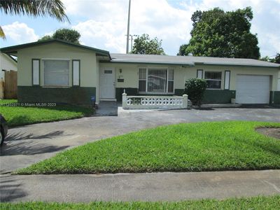 3600 NW 23rd St, Lauderdale Lakes, FL, 33311