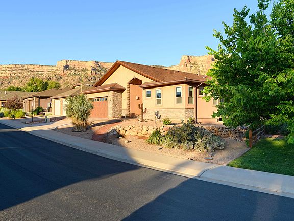 2nd image of 2089 Two Wood Dr