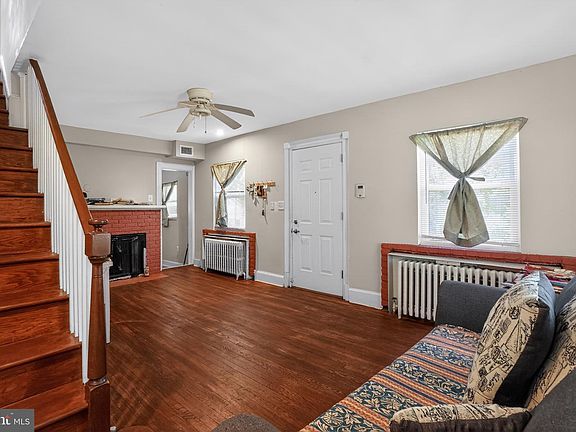 5th image of 5201 Varnum St