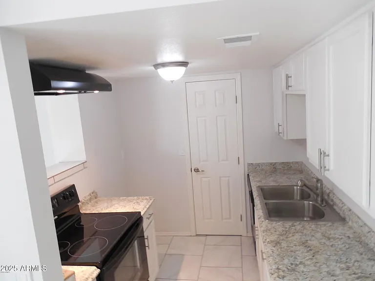 4712 E Broadway Rd — Photo 3