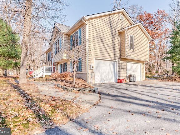 5th image of 450 Red Bird Ln