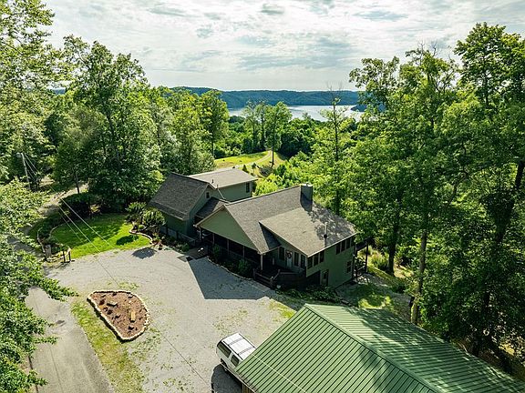 2nd image of 4550 Southgate Rd