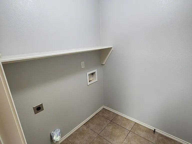 808 N Arroyo Park Ln — Photo 8