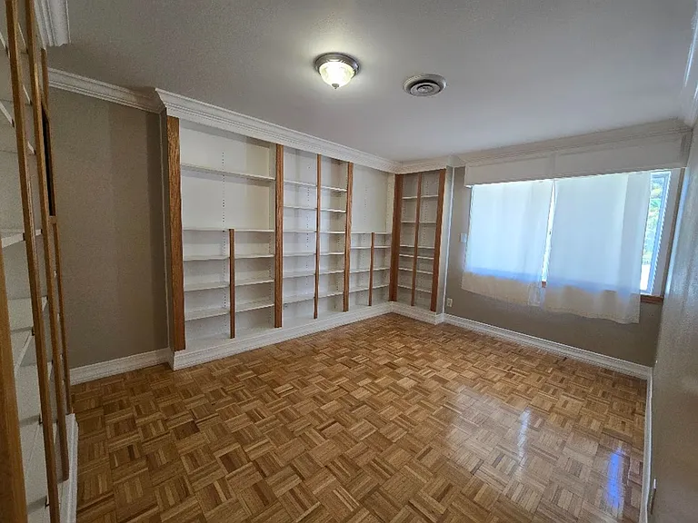 3030 El Camino Ave — Photo 41